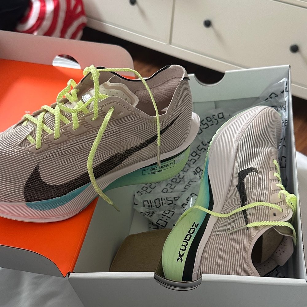 Nike vaporfly sneakers brand new